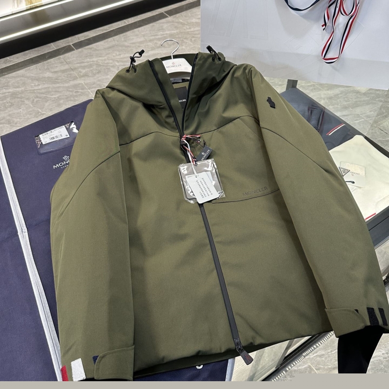 Ba*len*cia*ga down coat